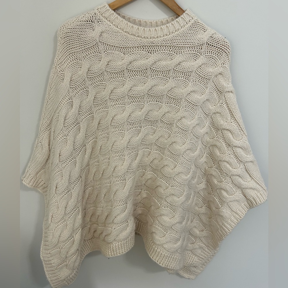 Cocogio Cable Knit Poncho Sweater Cape - Made in Italy Resortwear Comfy Casual